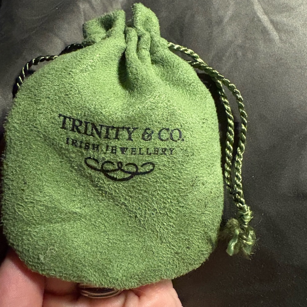 Trinity & Co. Green Jewelry Pouch